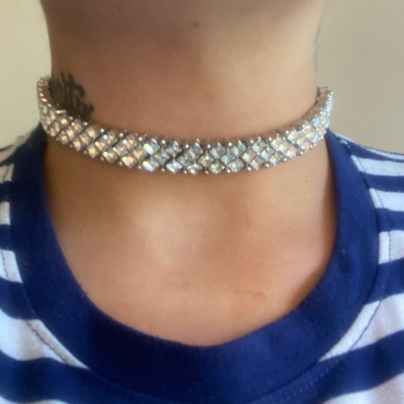 HUGE LOT FOREVER 21 JEWELRY - Picture 12 of 15